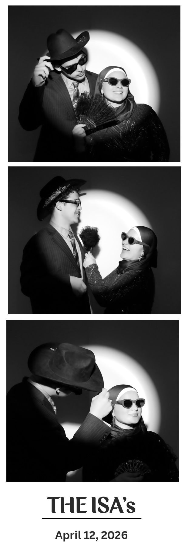 Best Luxury photobooth perfect for weddings, corporate events and parties in Chicago and illinois